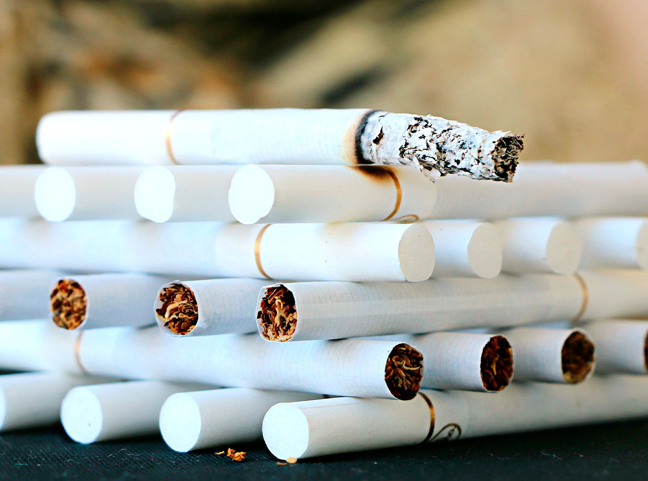 dejar de fumar montañas de cigarros